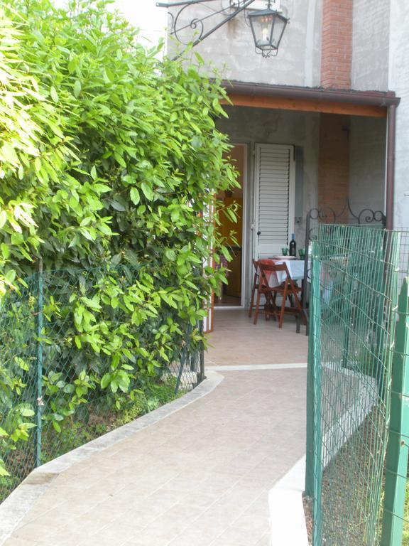 B&B Brezza Marina Сан-Бенедетто-дель-Тронто Екстер'єр фото